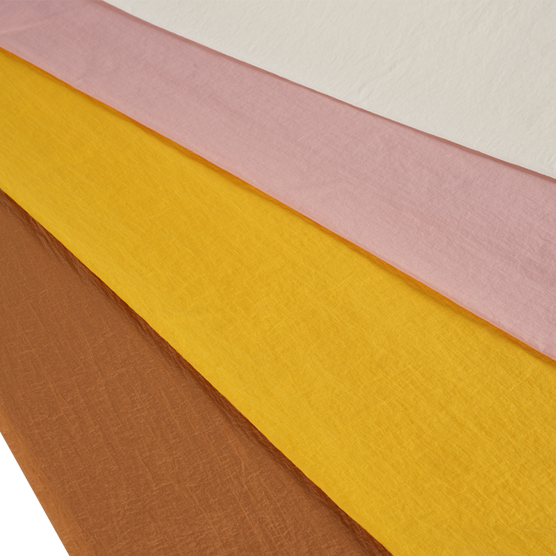 400T Semi-Matte Low Elasticity Nylon Spinning Dyeing Fabric