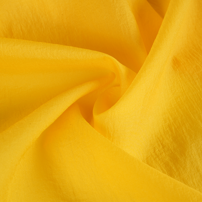 400T Semi-Matte Low Elasticity Nylon Spinning Dyeing Fabric